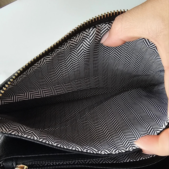 ISABELLE VEGAN CROSSBODY BAG WRISTLET CLUTCH - Picture 5 of 10